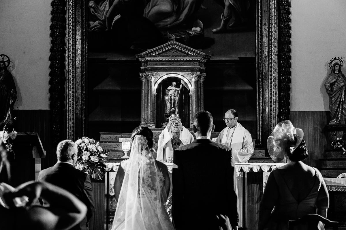 Fotógrafo de boda Valladolid boda en Villabrágima encinar del rey Mireya y Javier-51